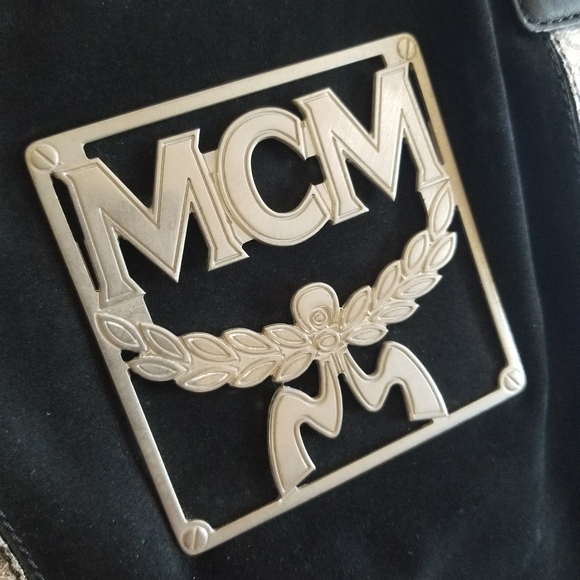Limited Edition  unisex  MCM snake duffle speedy bag - Picture 4 of 14